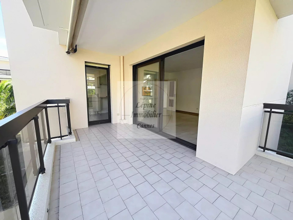 Cannes, Montrose, 2P 49m², terrasse, garage, piscine.
