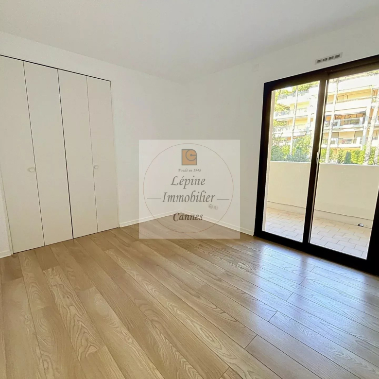 Cannes, Montrose, 2P 49m², terrasse, garage, piscine.