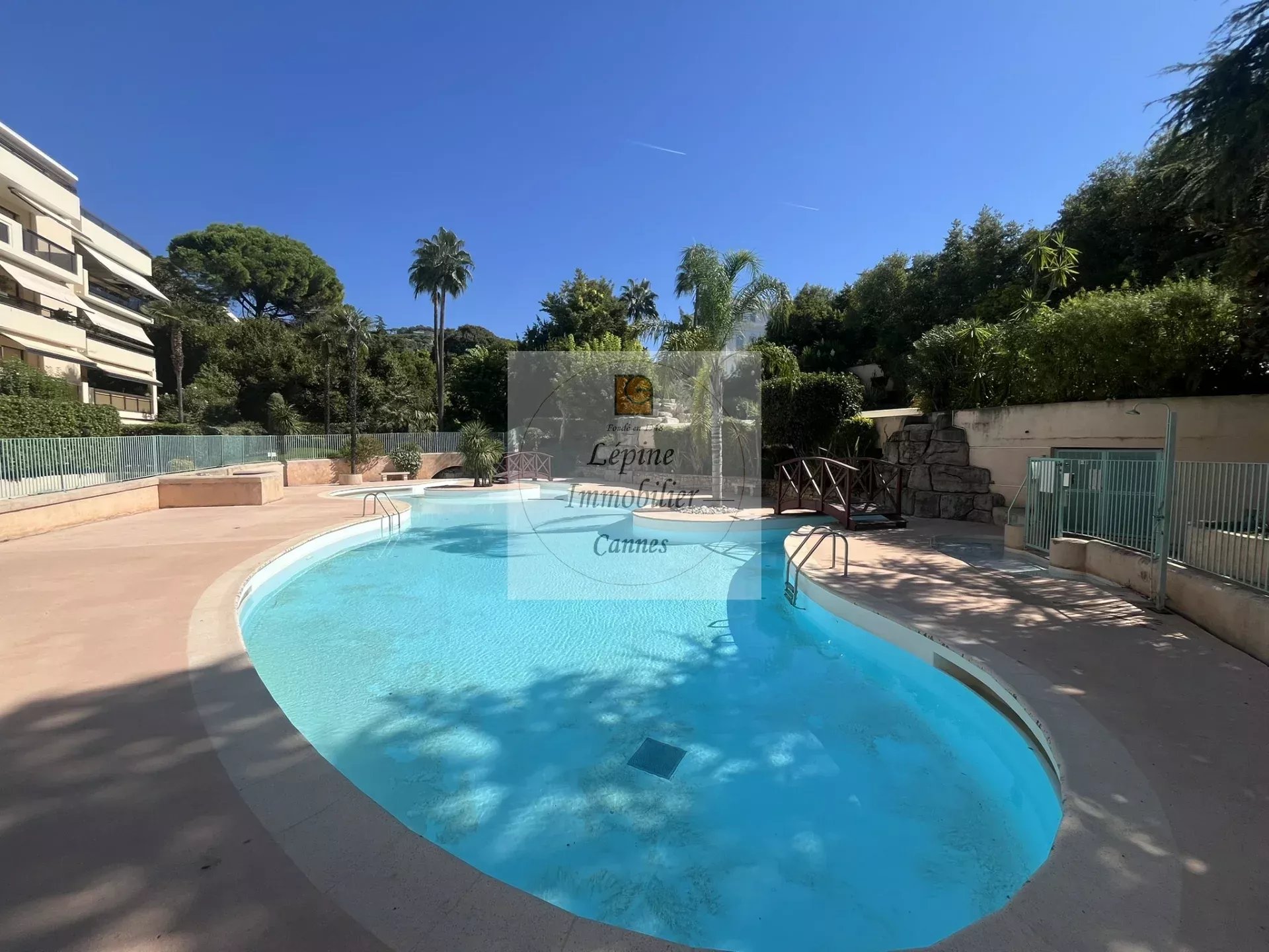 Cannes, Montrose, 2P 49m², terrasse, garage, piscine.