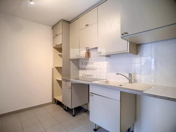 Cannes, Montrose, 2P 49m², terrasse, garage, piscine.