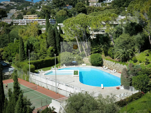 CANNES OXFORD – 3-ROOM APARTMENTS WITH SEA VIEW, TERRACE, PARKING, CELLAR