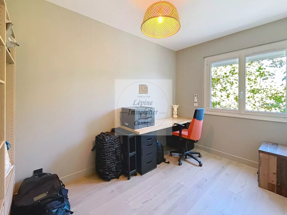 Appartement 5P duplex 100m² dans une maison, jardin, garage, parkings