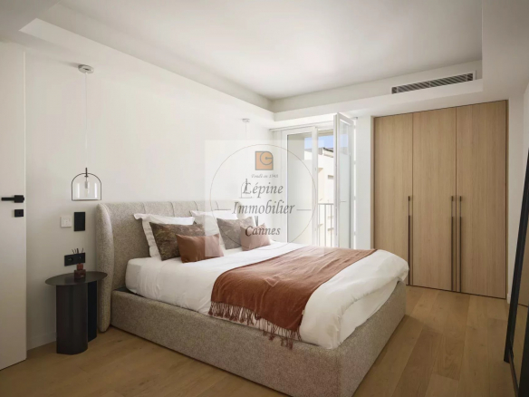 CANNES CROISETTE – APPARTEMENT D’EXCEPTION AVEC VUE MER