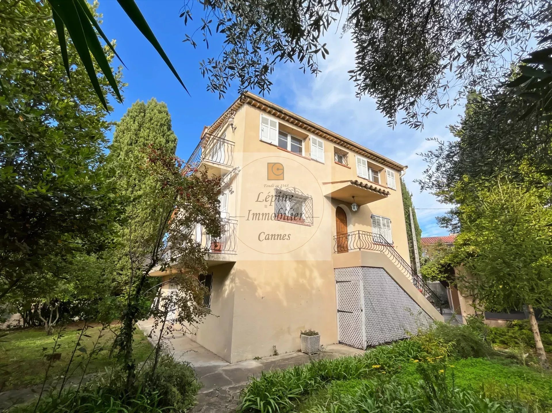Appartement 5P duplex 100m² dans une maison, jardin, garage, parkings