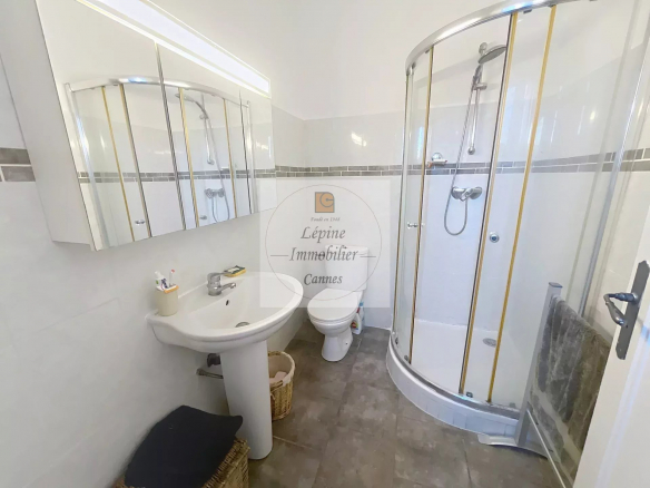 Cannes centre à pied, 5P en duplex de 103 m²