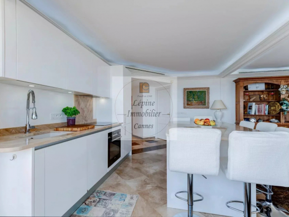 VILLA SUR LE TOIT – 4P – CANNES CALIFORNIE