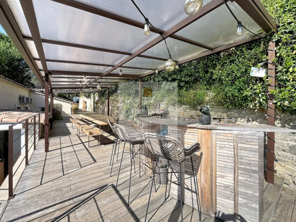 Le CANNET, Bréguières, Villa 7P,  227m², Piscine, Vue mer