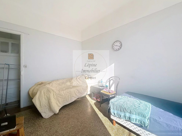 CANNES – VALLERGUES – STUDIO Loué