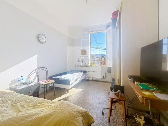 CANNES – VALLERGUES – STUDIO Loué