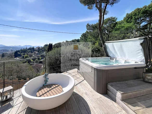 Le CANNET, Bréguières, Villa 7P,  227m², Piscine, Vue mer