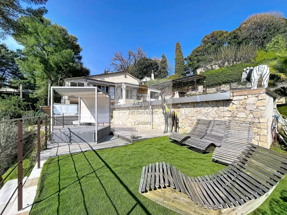 Le CANNET, Bréguières, Villa 7P,  227m², Piscine, Vue mer