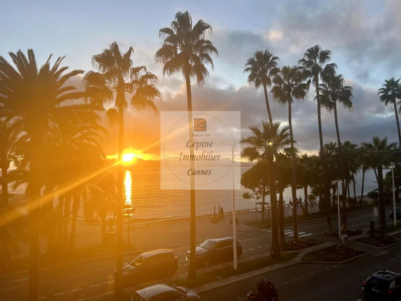 EXCLUSIVITE – CANNES – CROISETTE – VUE MER