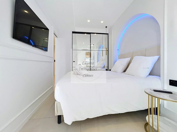 EXCLUSIVITE – CANNES – CROISETTE – VUE MER