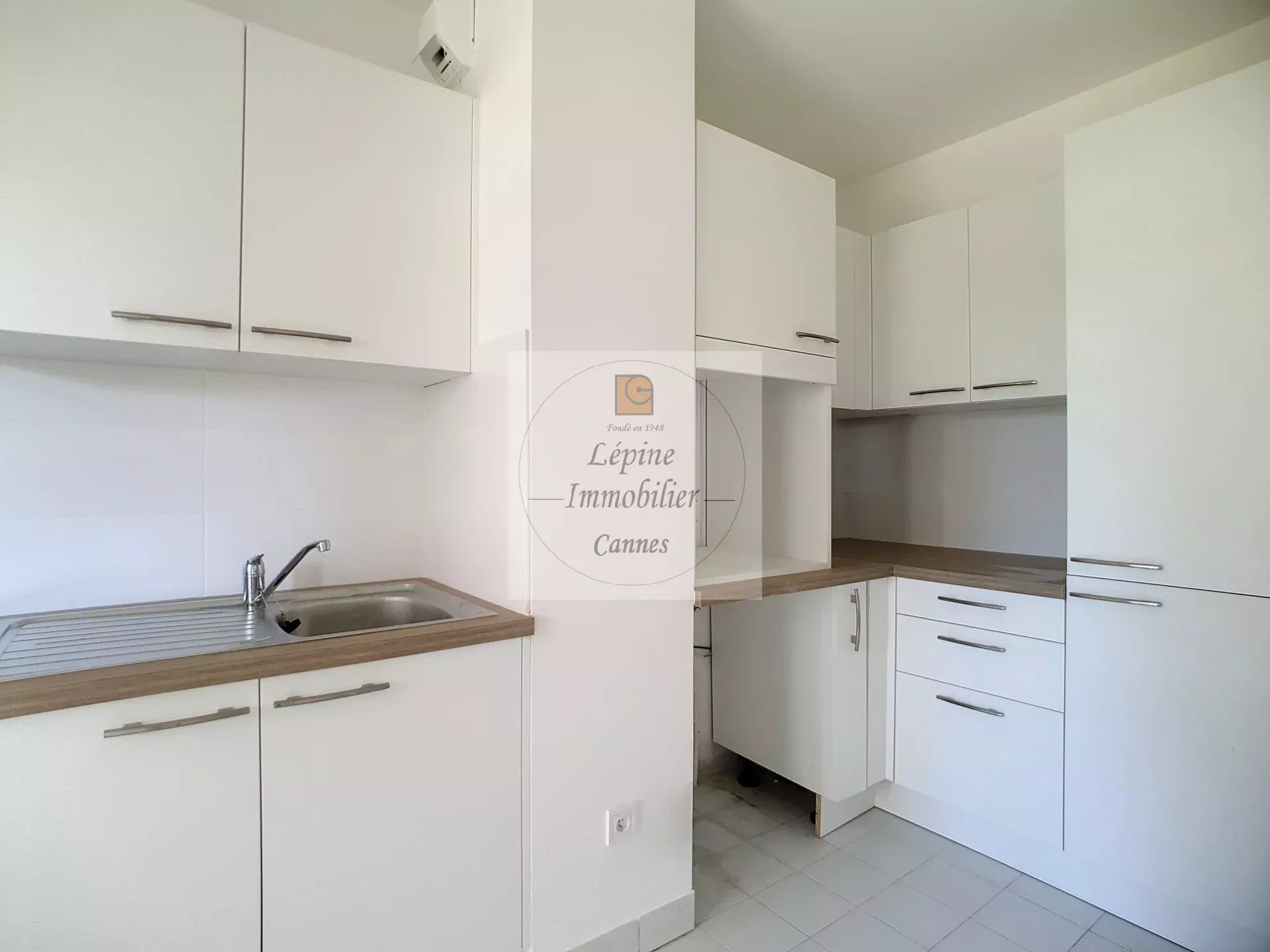 CANNES, BASSE CALIFORNIE, 2P DE 53M² PARKING, CAVE, PISCINE