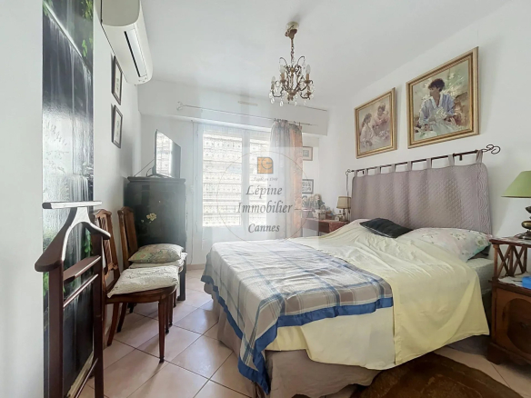 CANNES CARNOT – 2 PIECES – A RENOVER