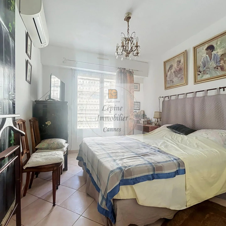CANNES CARNOT – 2 PIECES – A RENOVER