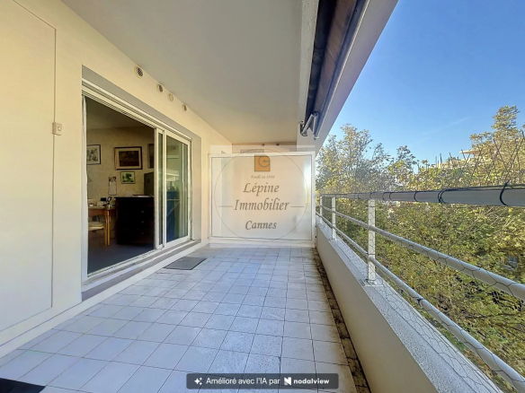 CANNES CARNOT – 2 PIECES – A RENOVER