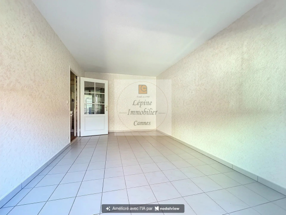 CANNES CARNOT – 2 PIECES – A RENOVER