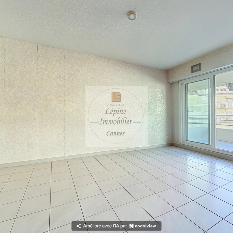 CANNES CARNOT – 2 PIECES – A RENOVER