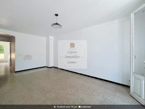 LE CANNET – 2 PIECES – A RENOVER